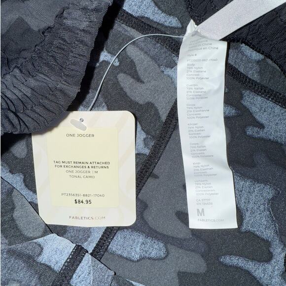 New Fabletics The One Jogger Women's Tonal Camo size M - Picture 6 of 12